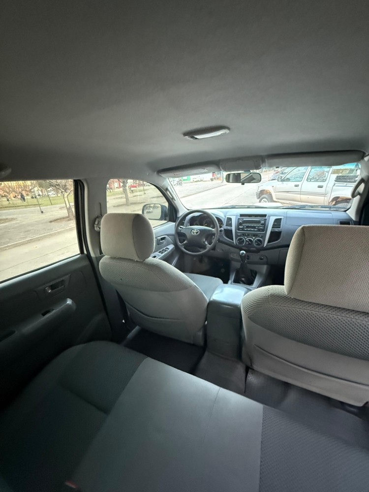 Toyota HILUX SRV — foto 4